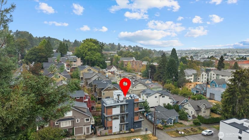 Property photo for 3111 Queen Anne Avenue N, Seattle photo 36
