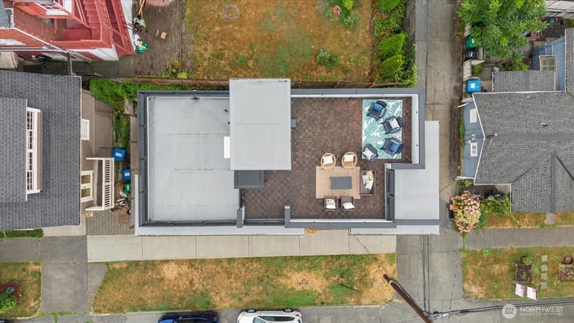 Property photo for 3111 Queen Anne Avenue N, Seattle photo 34