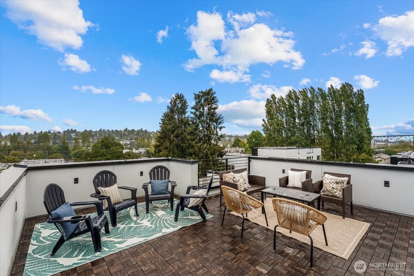 Property photo for 3111 Queen Anne Avenue N, Seattle photo 27