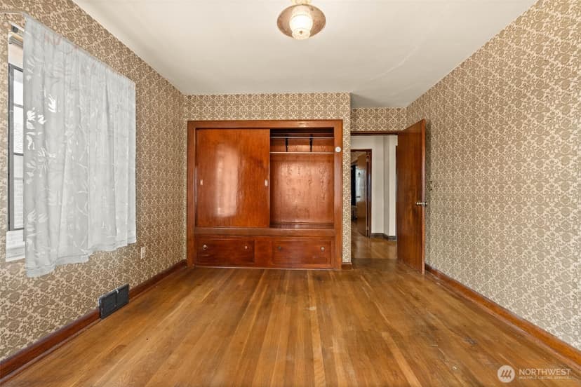 Property photo for 15202 Washington Avenue SW, Lakewood photo 20
