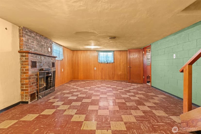 Property photo for 15202 Washington Avenue SW, Lakewood photo 27