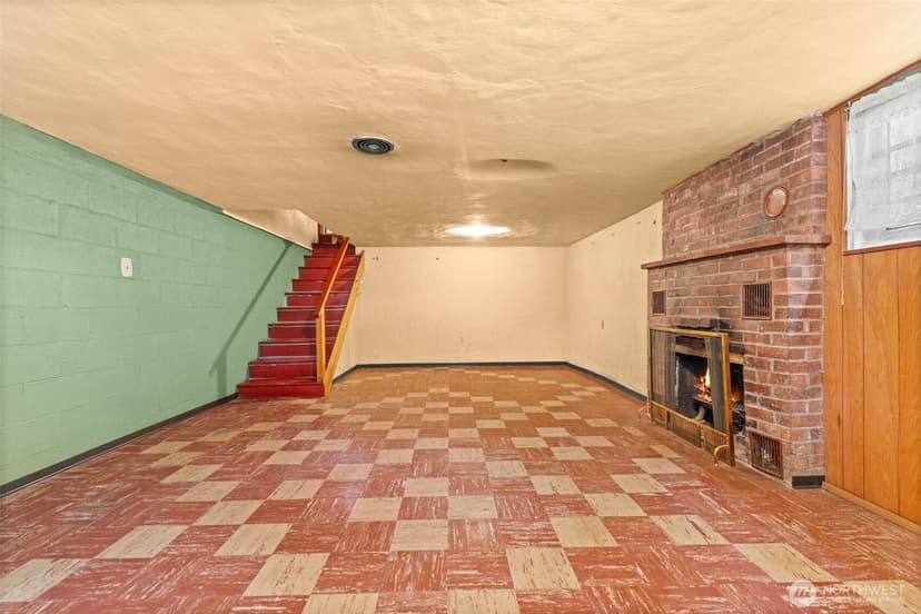 Property photo for 15202 Washington Avenue SW, Lakewood photo 29