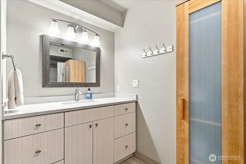 Property photo for 1 Halmalka Court #504B, Manson photo 27