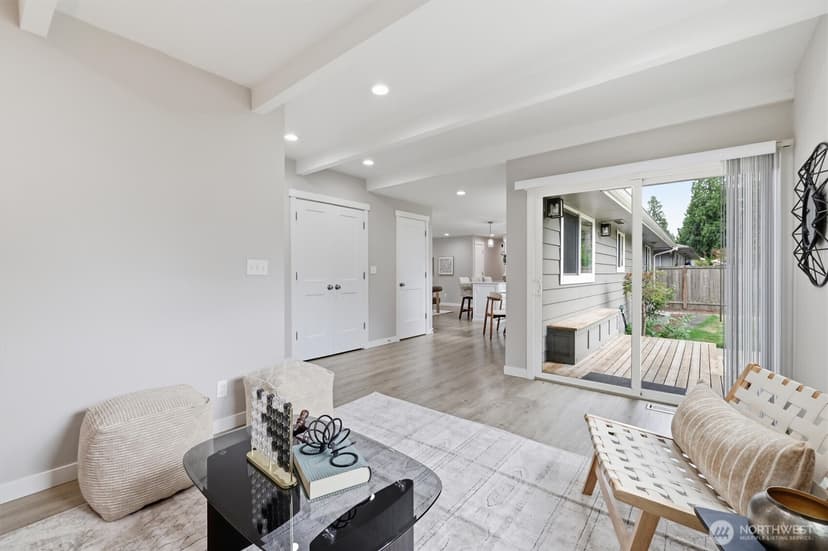 Property photo for 14237 105th Avenue NE, Kirkland photo 25