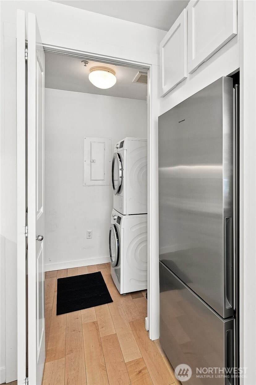 Property photo for 2607 Western Avenue #302, Seattle photo 15