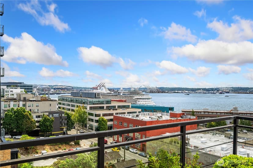 Property photo for 2607 Western Avenue #302, Seattle photo 39