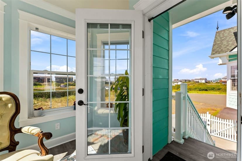 Property photo for 1307 Polara Court SW, Ocean Shores photo 17