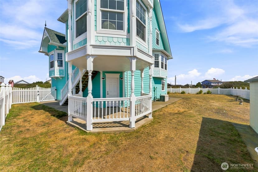 Property photo for 1307 Polara Court SW, Ocean Shores photo 37