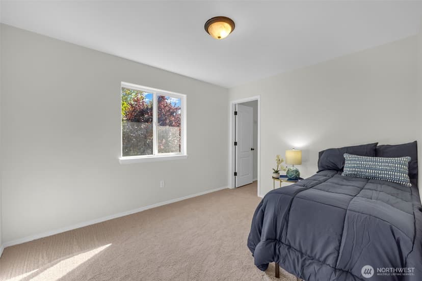 Property photo for 126 197th Street SW, Bothell photo 25