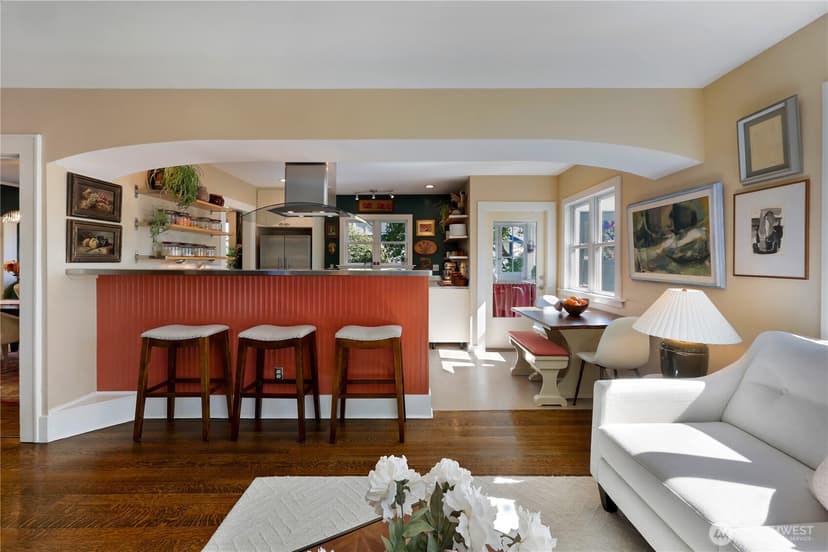 Property photo for 1023 N 49th Street, Seattle photo 17