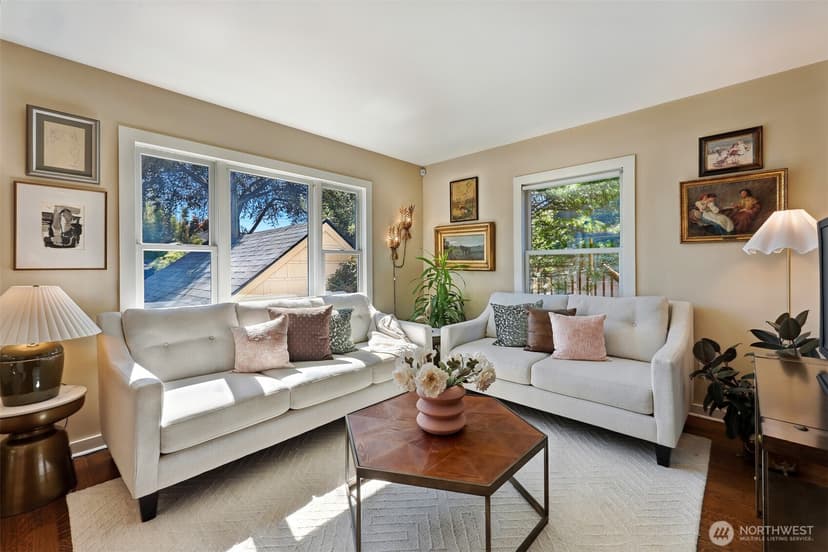 Property photo for 1023 N 49th Street, Seattle photo 18