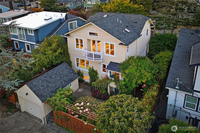 Property photo for 1023 N 49th Street, Seattle photo 37
