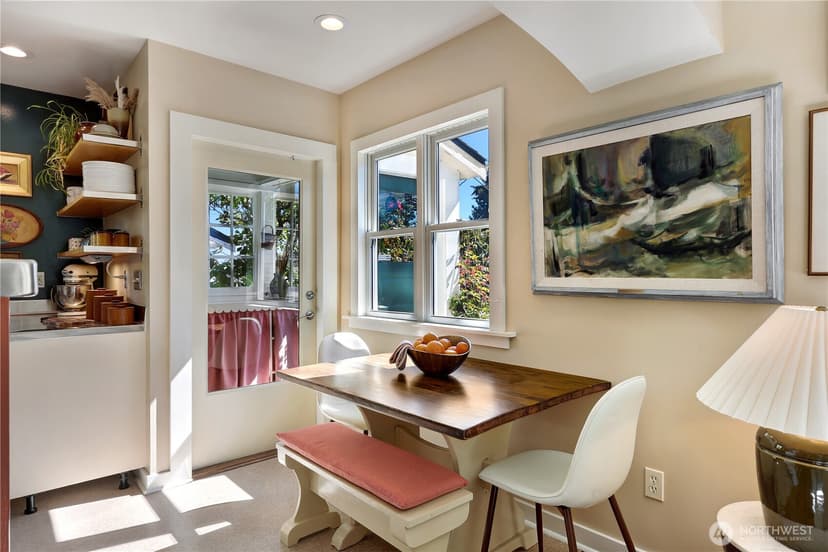Property photo for 1023 N 49th Street, Seattle photo 15