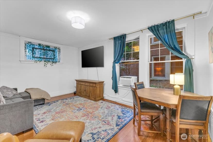 Property photo for 615 Boren Avenue #8, Seattle photo 8