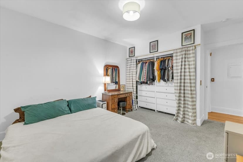 Property photo for 615 Boren Avenue #8, Seattle photo 24
