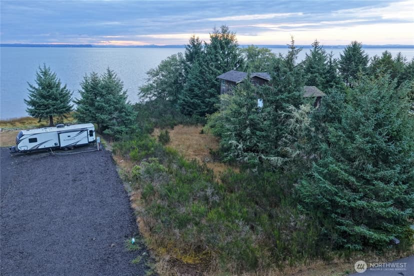 Property photo for 200 Sunrise Avenue SE, Ocean Shores