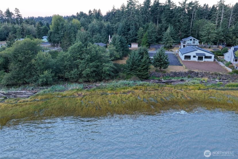 Property photo for 200 Sunrise Avenue SE, Ocean Shores photo 2