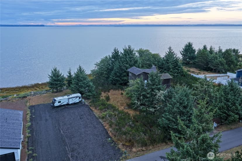 Property photo for 200 Sunrise Avenue SE, Ocean Shores photo 6