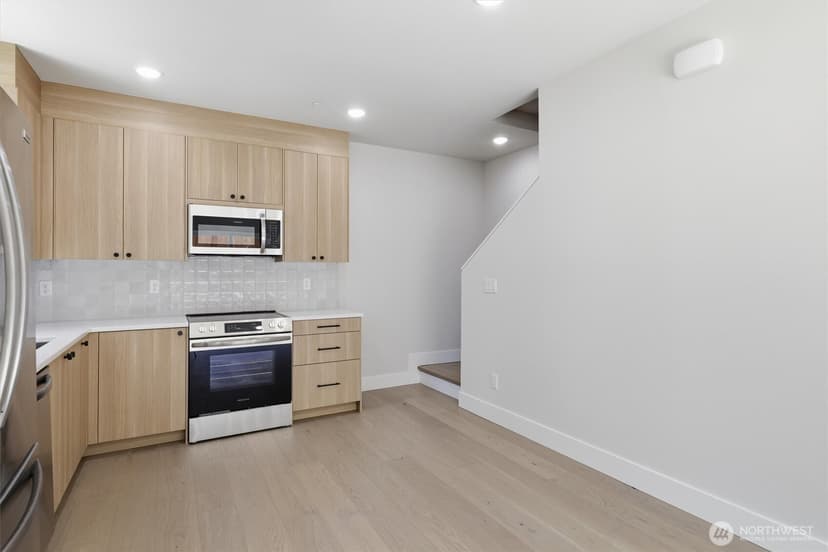Property photo for 1401 29th Avenue, Seattle photo 16