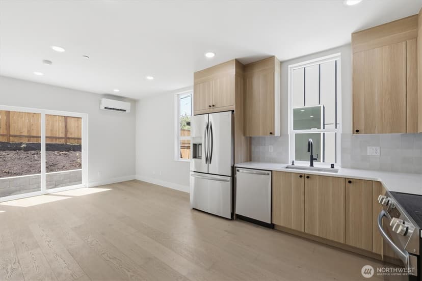 Property photo for 1401 29th Avenue, Seattle photo 17