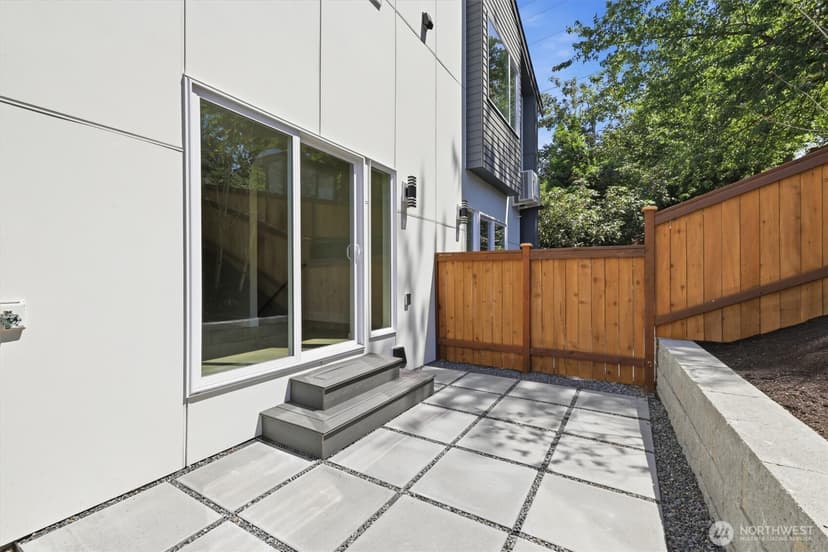 Property photo for 1401 29th Avenue, Seattle photo 21