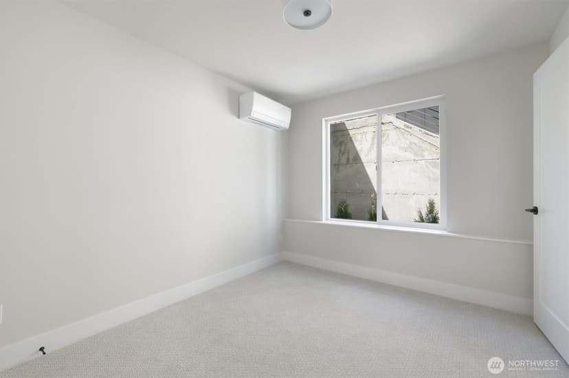 Property photo for 1401 29th Avenue, Seattle photo 33