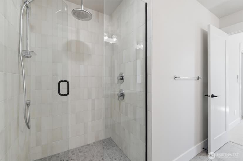 Property photo for 1401 29th Avenue, Seattle photo 31