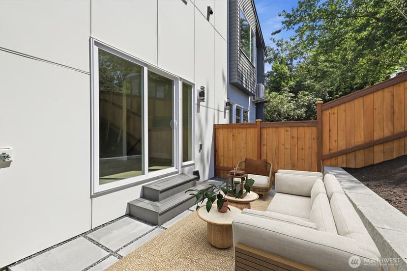 Property photo for 1401 29th Avenue, Seattle photo 20