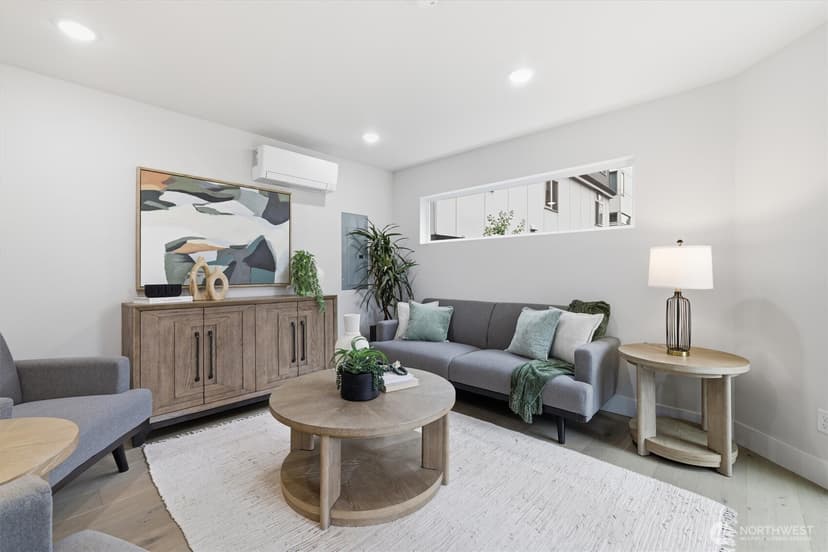 Property photo for 1409 29th Avenue, Seattle photo 9