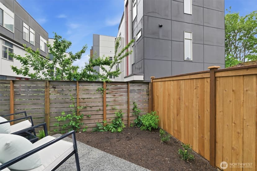 Property photo for 1409 29th Avenue, Seattle photo 14