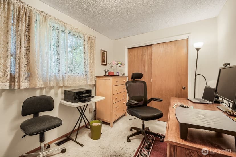 Property photo for 12524 13th Avenue SW, Burien photo 15
