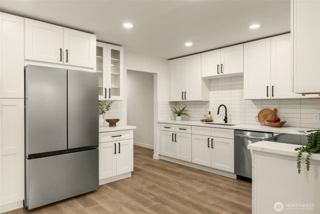 Property photo for 9715 NE Juanita Drive #B107, Kirkland photo 4