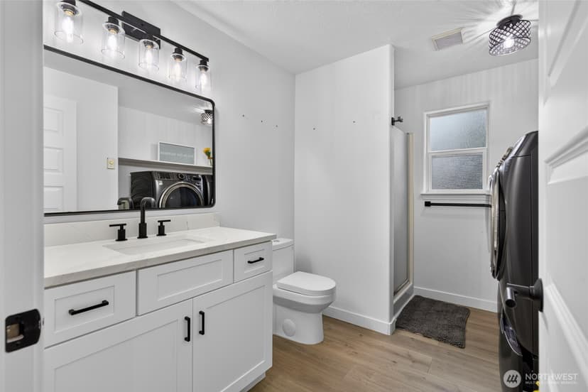 Property photo for 12730 15th Avenue NE, Seattle photo 28