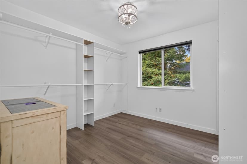 Property photo for 12730 15th Avenue NE, Seattle photo 16