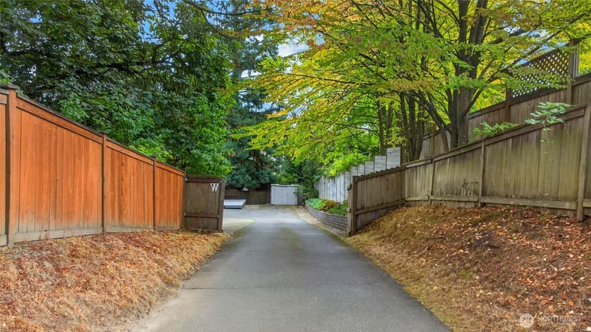 Property photo for 12730 15th Avenue NE, Seattle photo 3