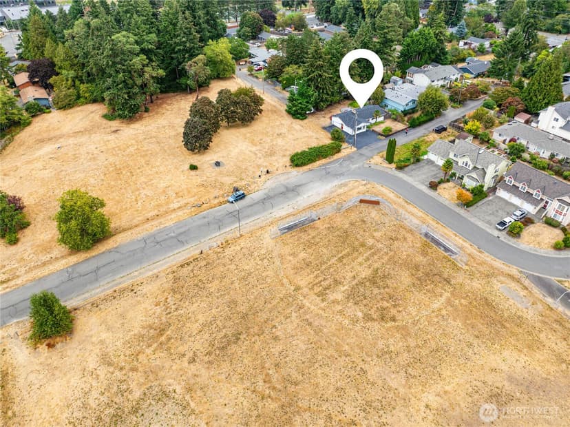 Property photo for 528 SW 118th Street, Seattle photo 30