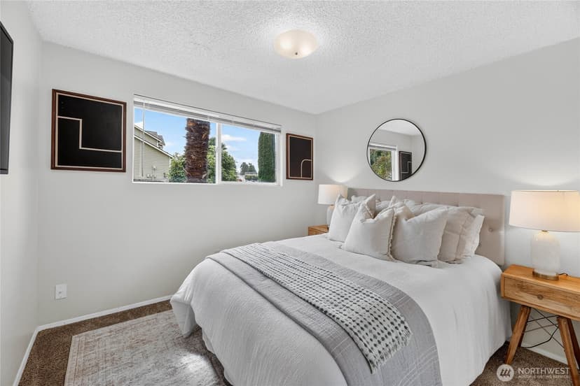 Property photo for 528 SW 118th Street, Seattle photo 19
