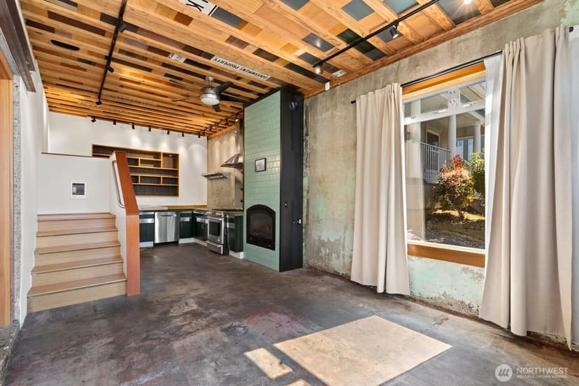 Property photo for 112 18th Avenue, Seattle photo 7