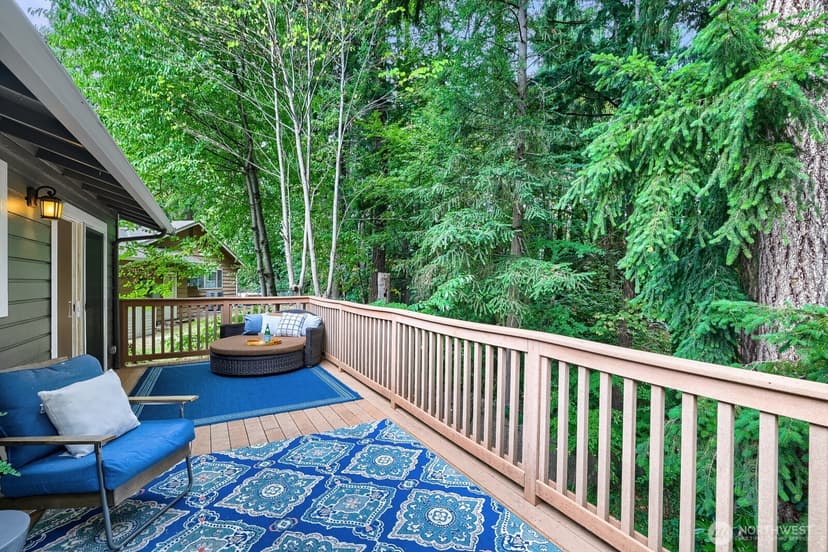 Property photo for 13832 125th Avenue NE, Kirkland photo 9