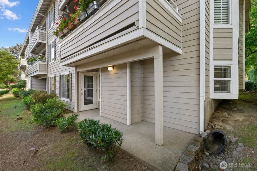 Property photo for 14007 NE 181st Street #B101, Woodinville photo 26
