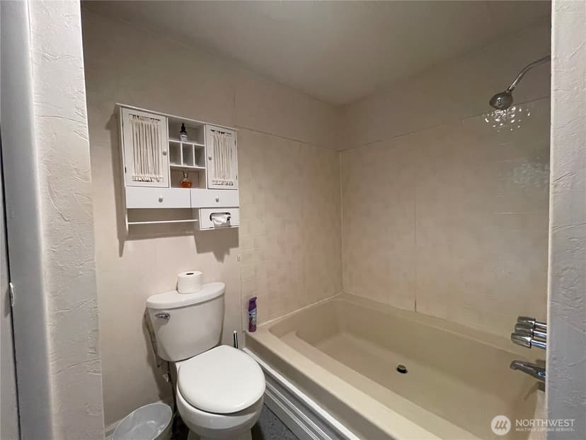 Property photo for 8305 188th Street Ct E, Puyallup photo 16