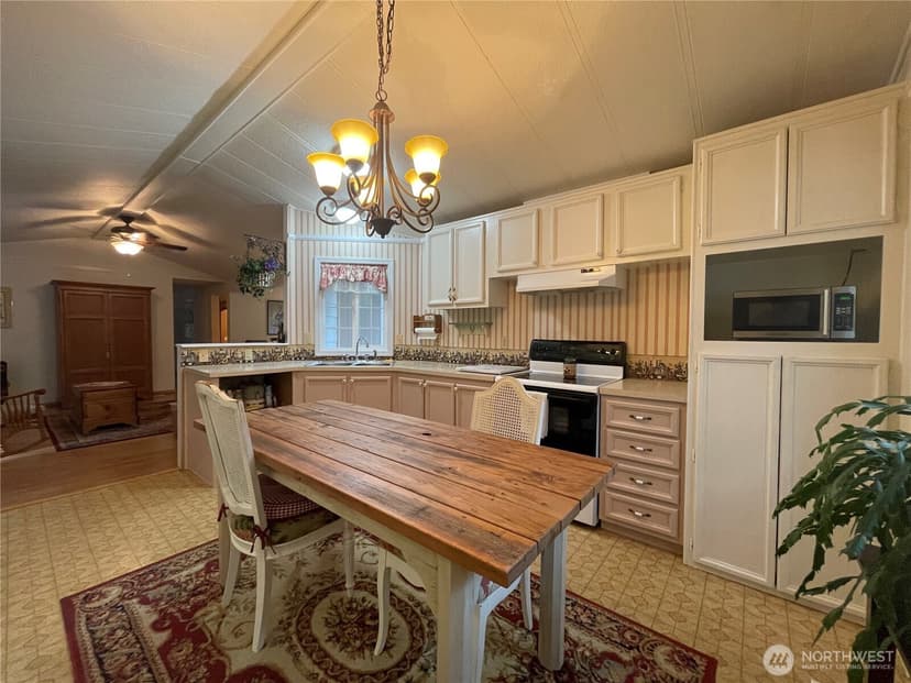 Property photo for 8305 188th Street Ct E, Puyallup photo 31