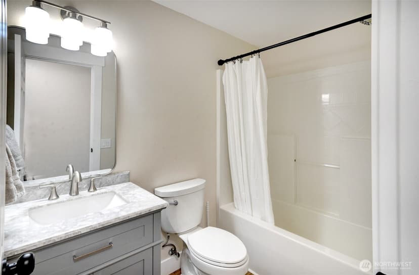 Property photo for 11403 NE 32nd Street NE, Lake Stevens photo 16