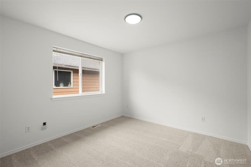 Property photo for 907 141st Place SW, Lynnwood photo 29