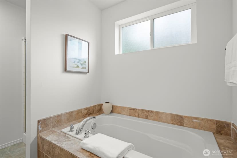 Property photo for 907 141st Place SW, Lynnwood photo 27