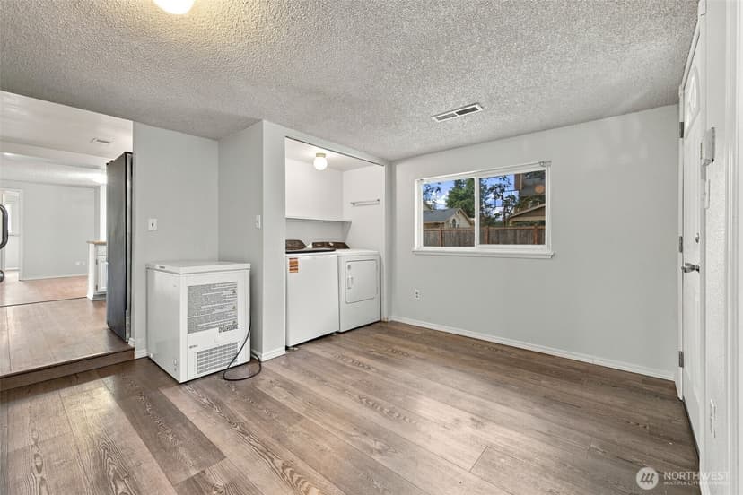 Property photo for 8419 WASHINGTON Boulevard SW, Lakewood photo 20