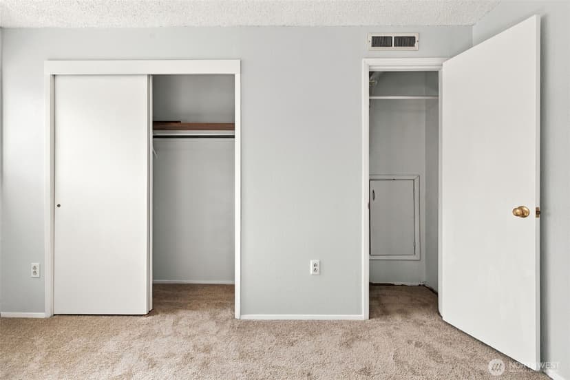 Property photo for 8419 WASHINGTON Boulevard SW, Lakewood photo 32