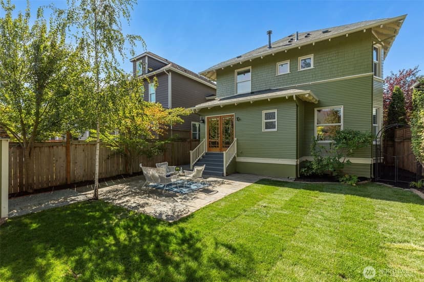 Property photo for 338 29th Avenue, Seattle photo 2