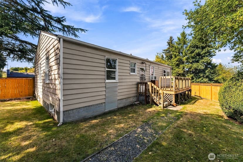 Property photo for 10454 2nd Avenue S, Seattle photo 28