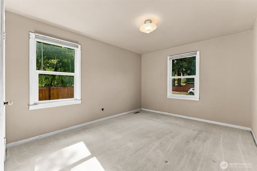 Property photo for 10454 2nd Avenue S, Seattle photo 15
